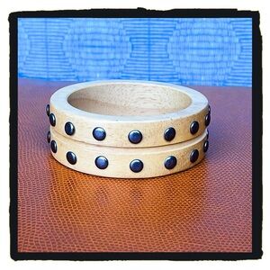 💕Beautiful and Fun Wooden ‚Musical“ Bracelet💕